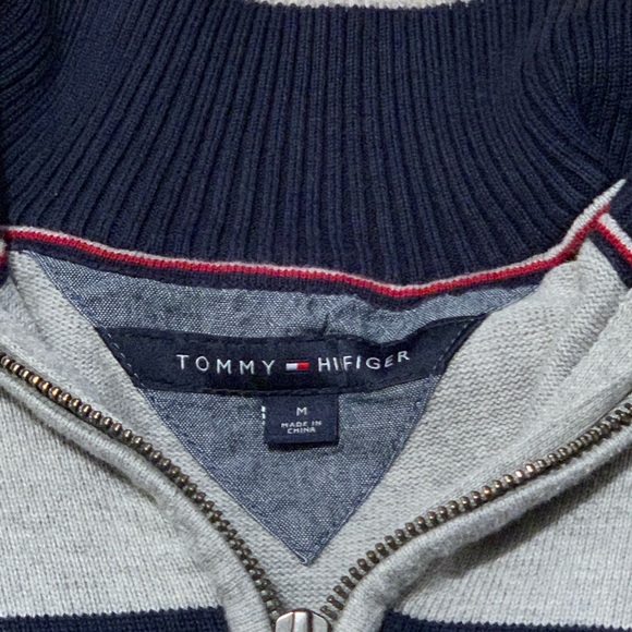 Tommy Hilfiger Quarter Zip - Picture 4 of 4